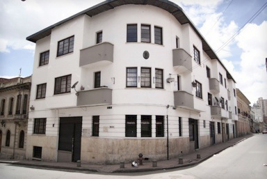 Edificio de apartamentos para Carlota Restrepo. Proyecto: Casanovas y Mannheim Arquitectos. Carrera 4 No. 13-21.
